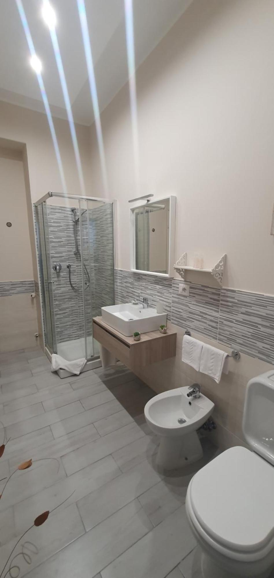 גיארדיני נאקסוס Tony & Doris Home מראה חיצוני תמונה