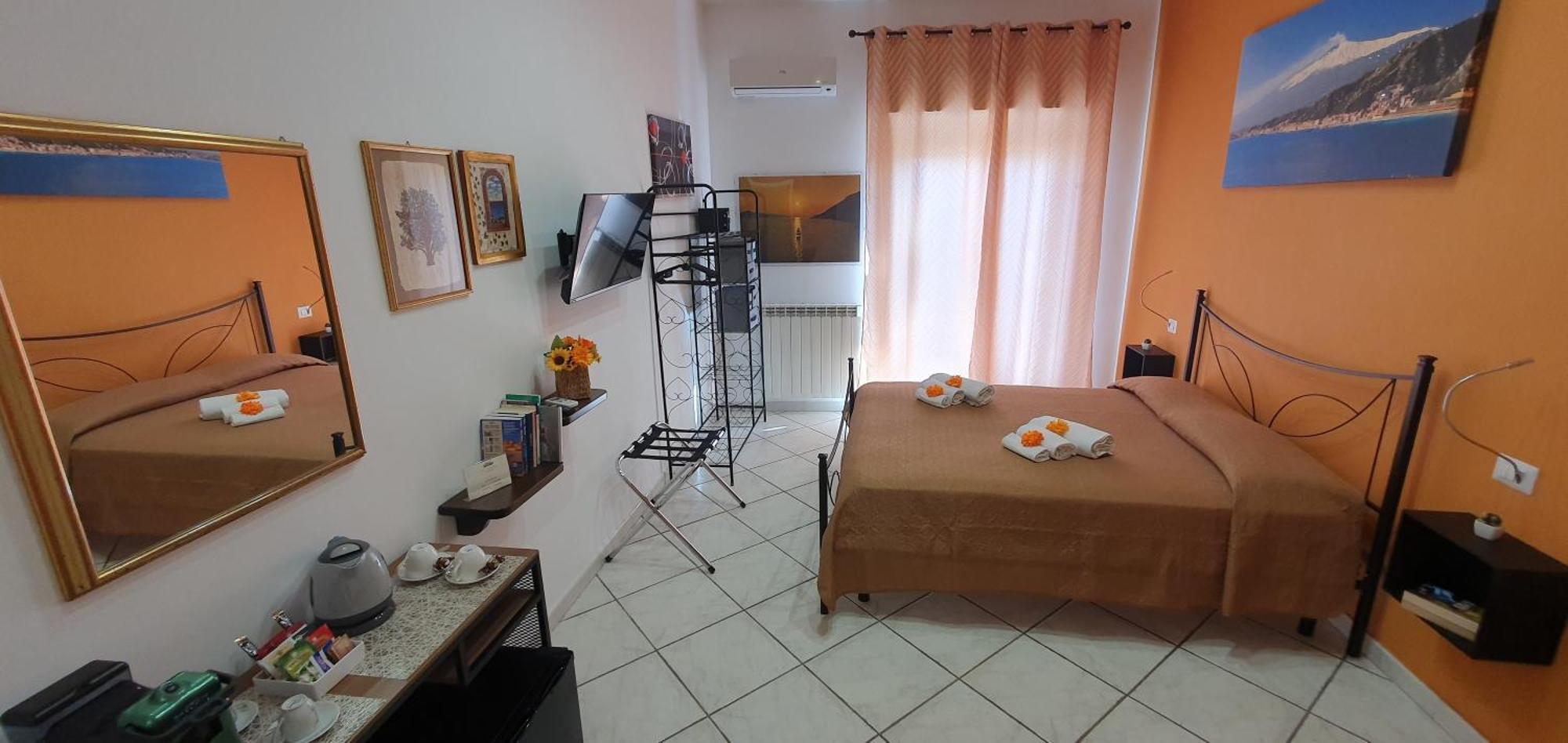 גיארדיני נאקסוס Tony & Doris Home מראה חיצוני תמונה